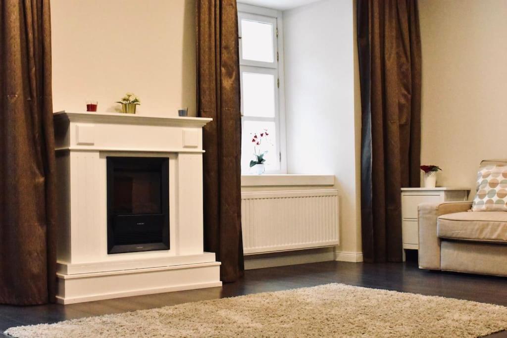 Scarbantia Casa Apartment Шопрон Екстериор снимка